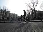 SX21585 Push biker in Amsterdam.jpg
